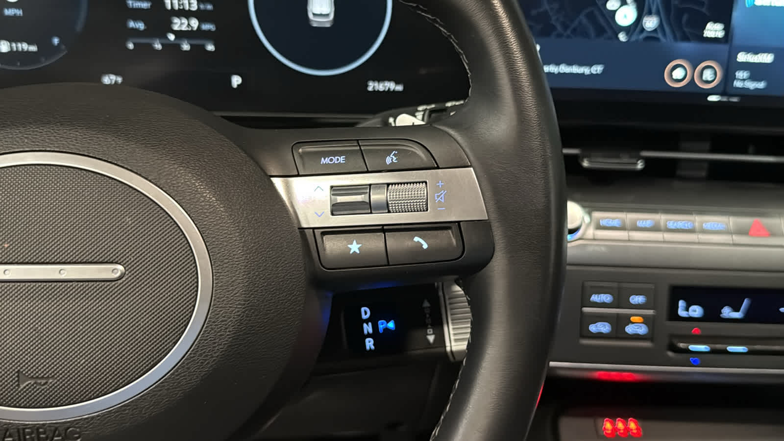 2024 Hyundai Kona SEL - Photo 13