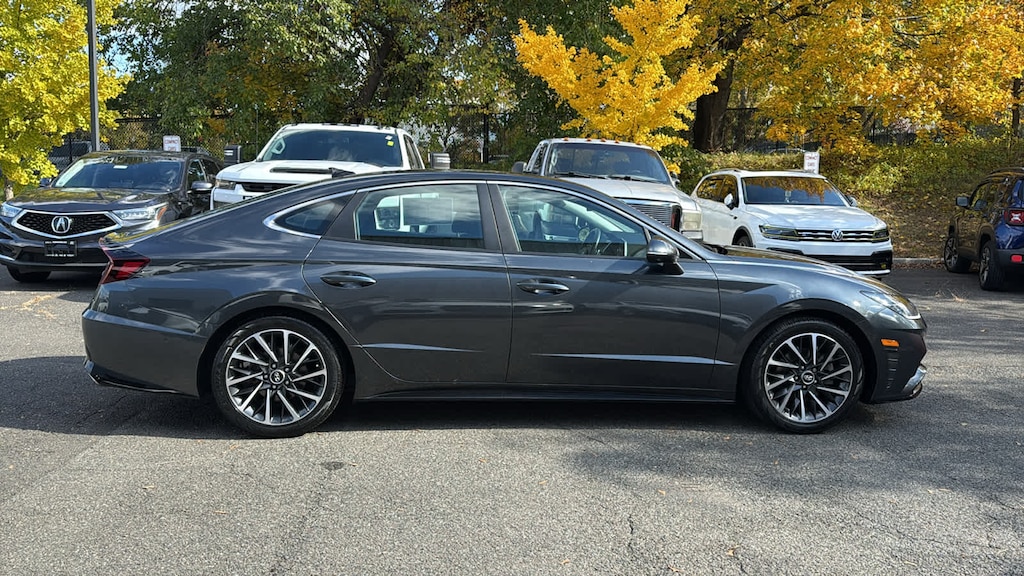 Certified 2022 Hyundai Sonata Limited 1.6T