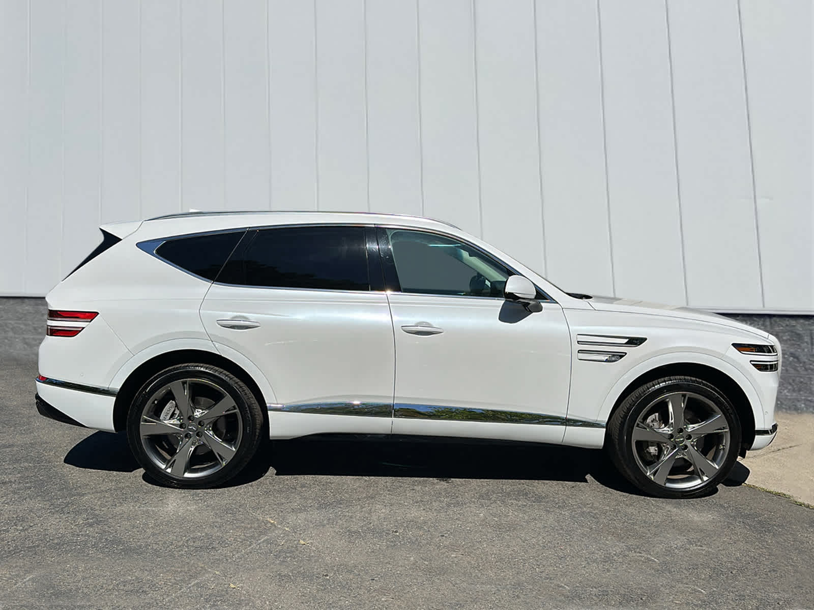 2024 Genesis GV80 2.5T AWD photo 2