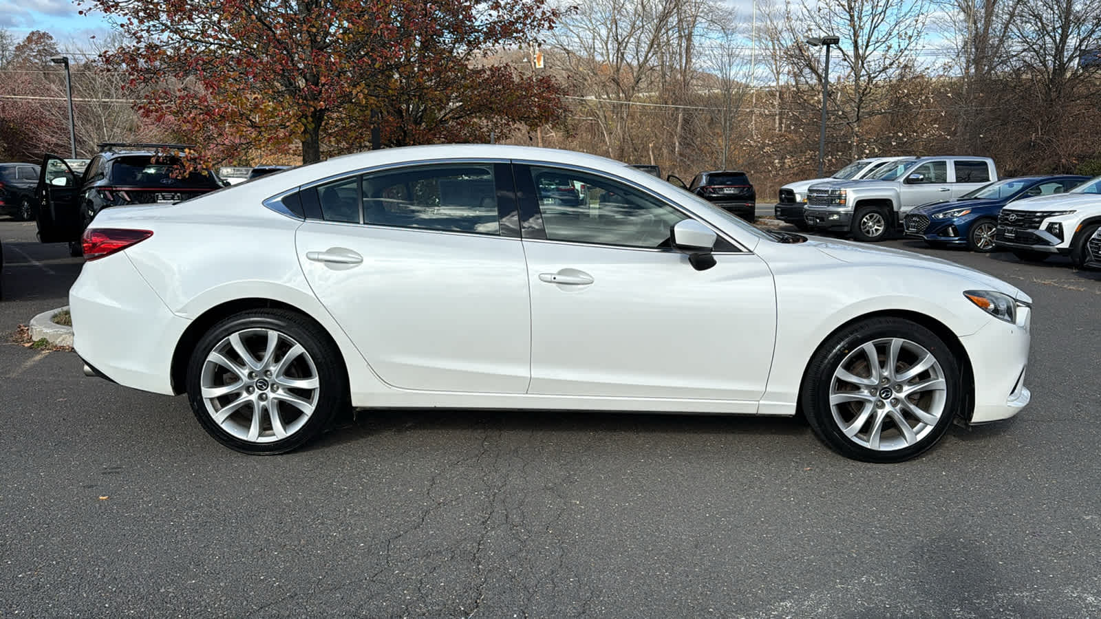 2017 Mazda Mazda6 Touring photo 2