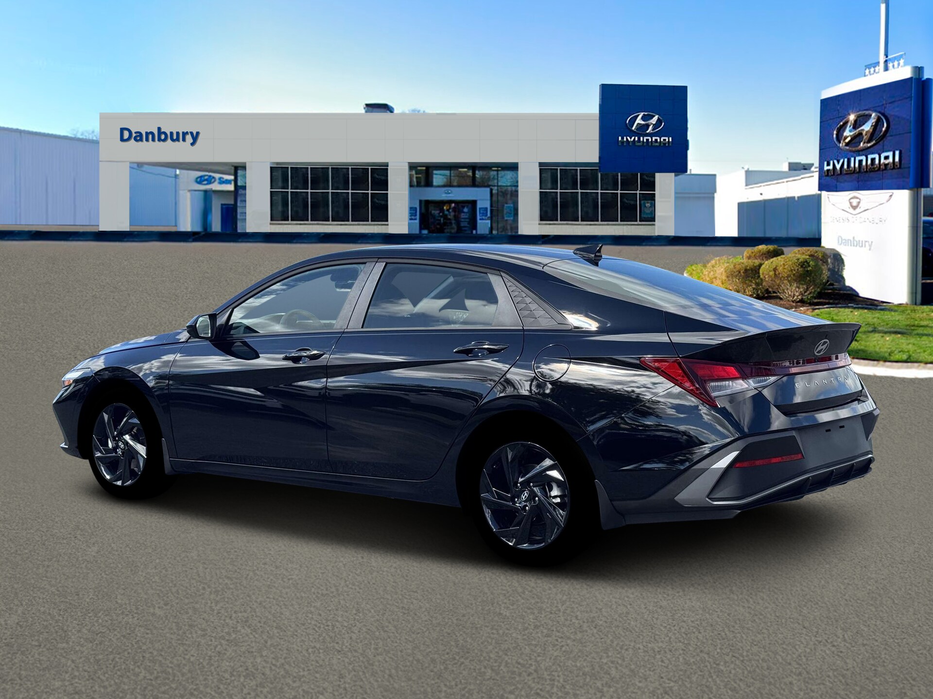 2026 Hyundai Elantra SEL Sport photo 4