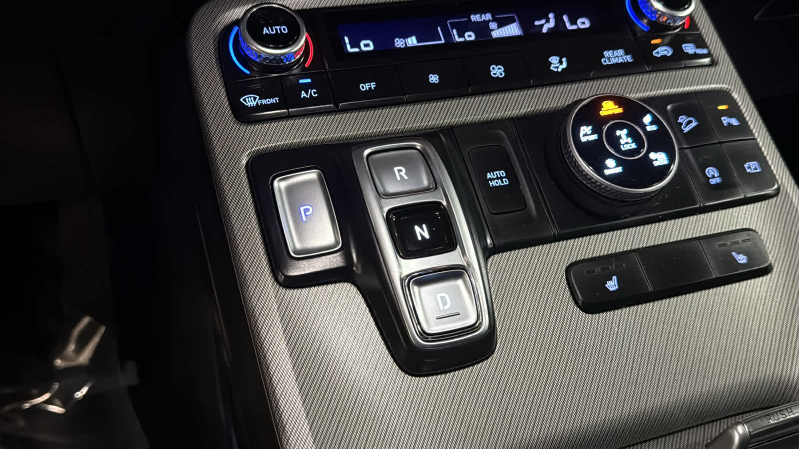 2024 Hyundai Palisade SEL - Photo 16