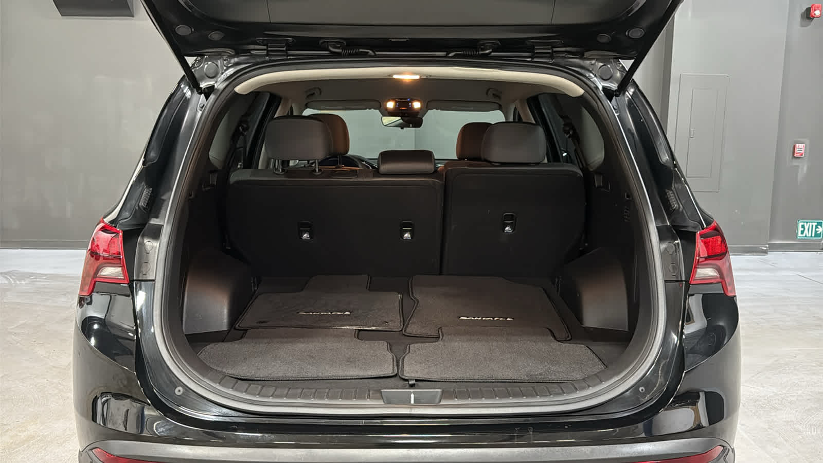 2023 Hyundai Santa Fe SE - Photo 25