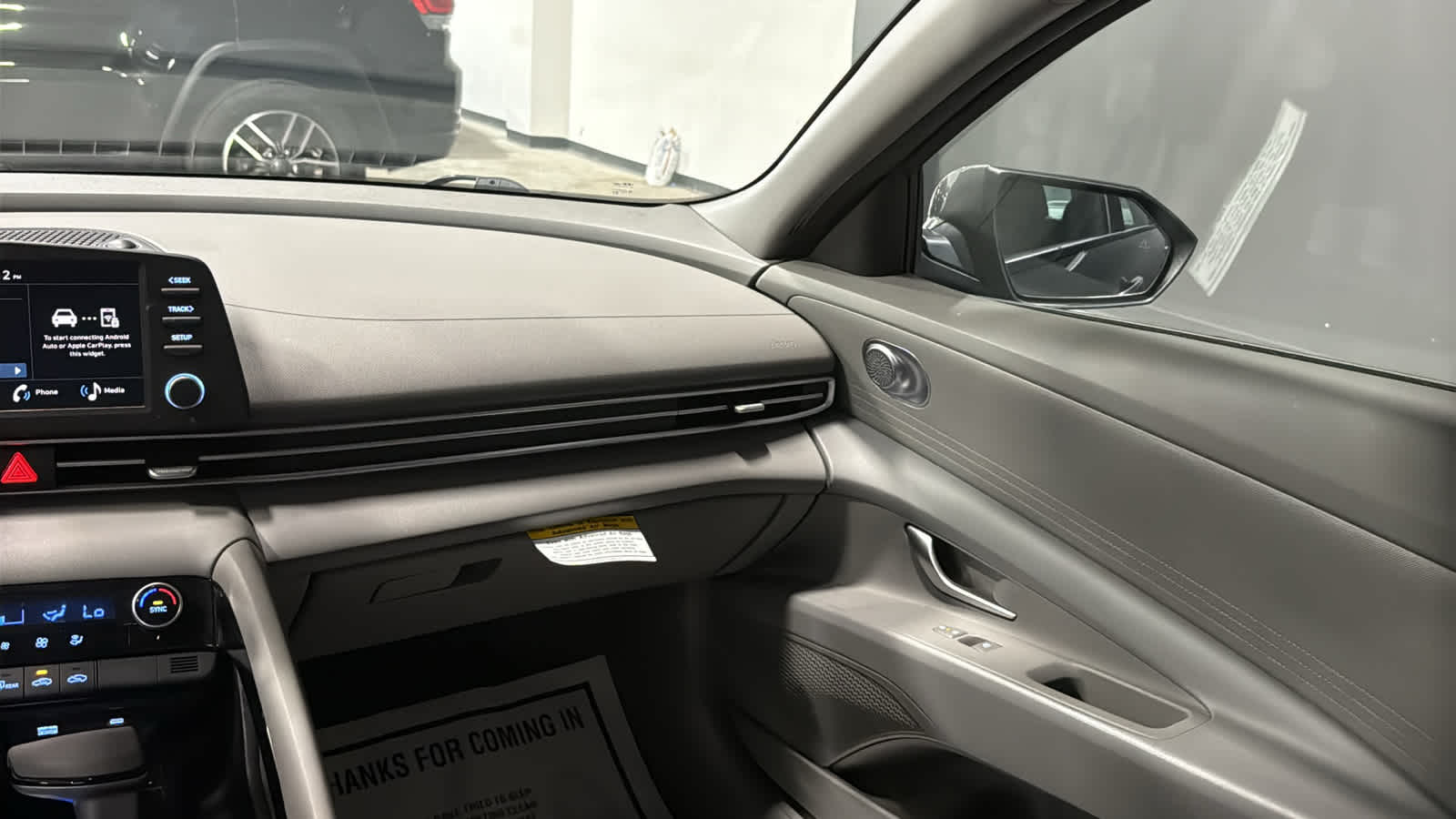 2025 Hyundai Elantra Blue - Photo 23