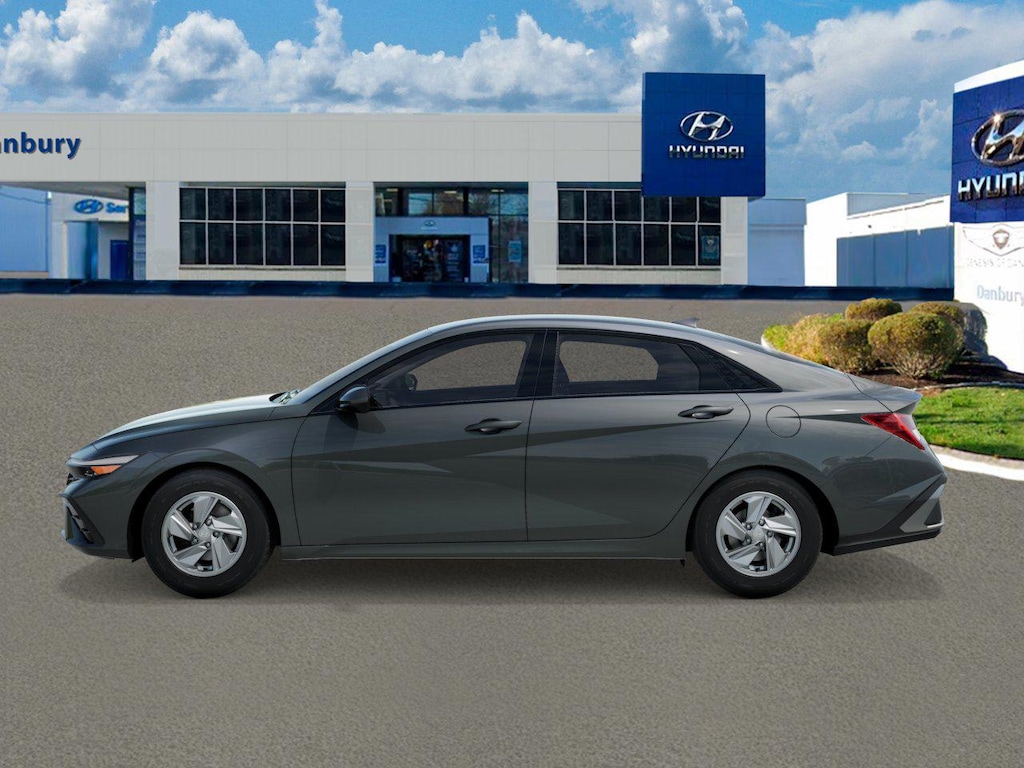 New 2026 Hyundai Elantra SE IVT