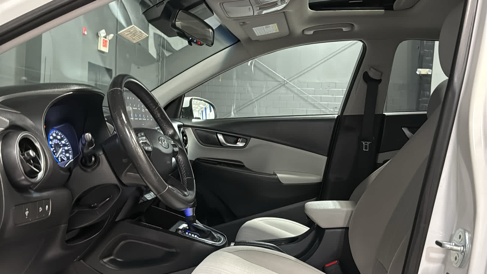 2023 Hyundai Kona SEL - Photo 10