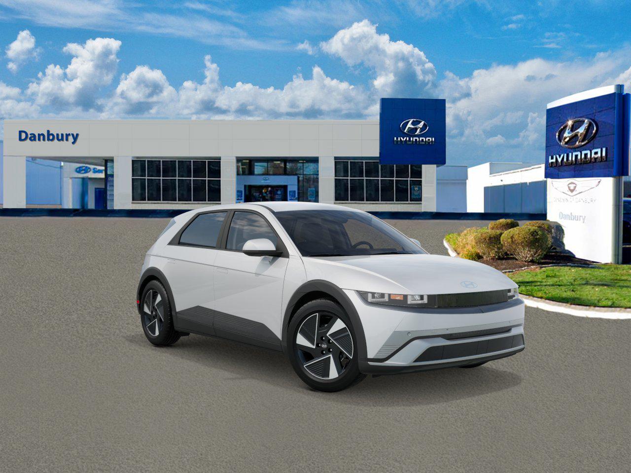 2026 Hyundai Ioniq 5 SEL photo 2