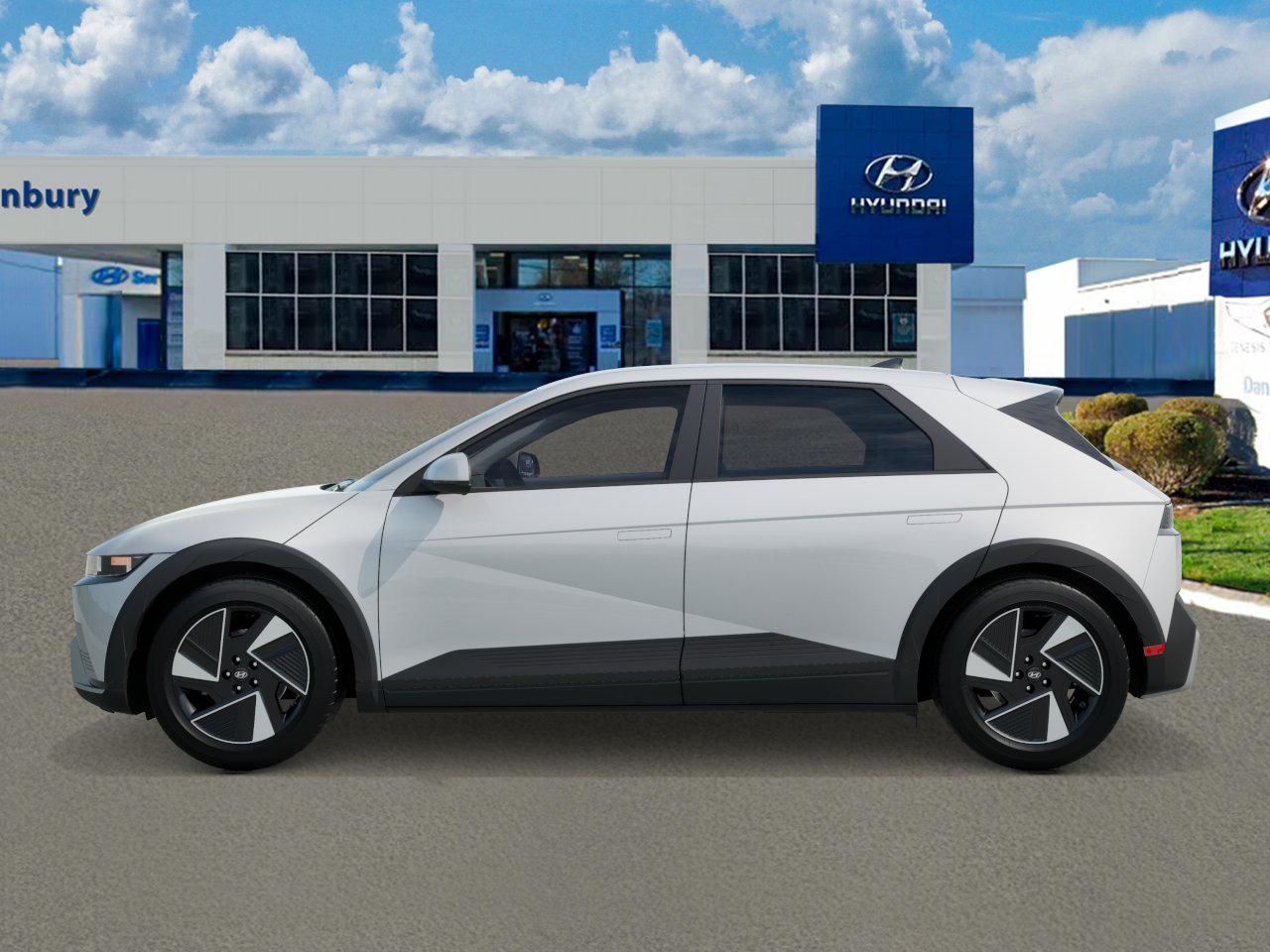 2026 Hyundai Ioniq 5 SEL photo 3