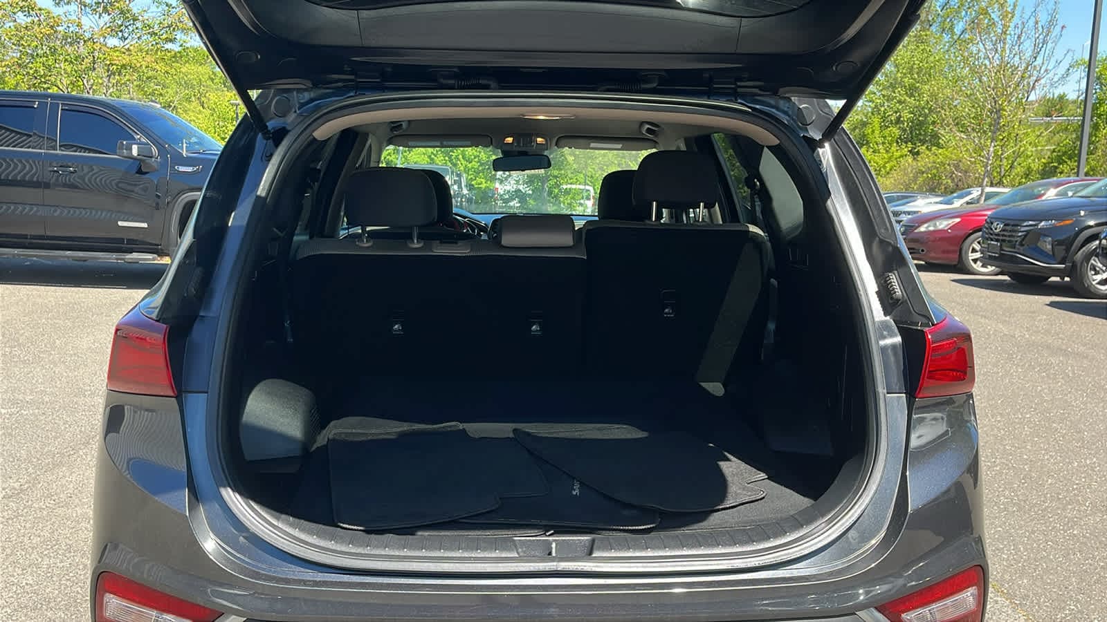 2020 Hyundai Santa Fe SE - Photo 25