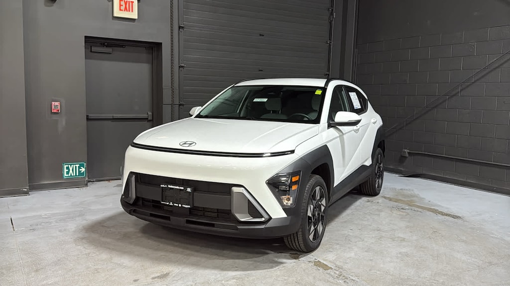 Used 2024 Hyundai Kona SEL AWD