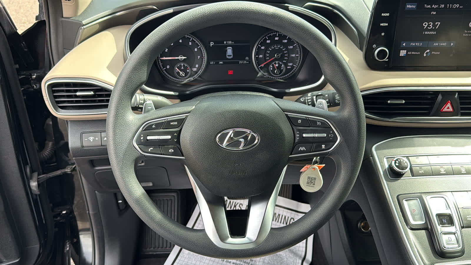 2023 Hyundai Santa Fe SE - Photo 13