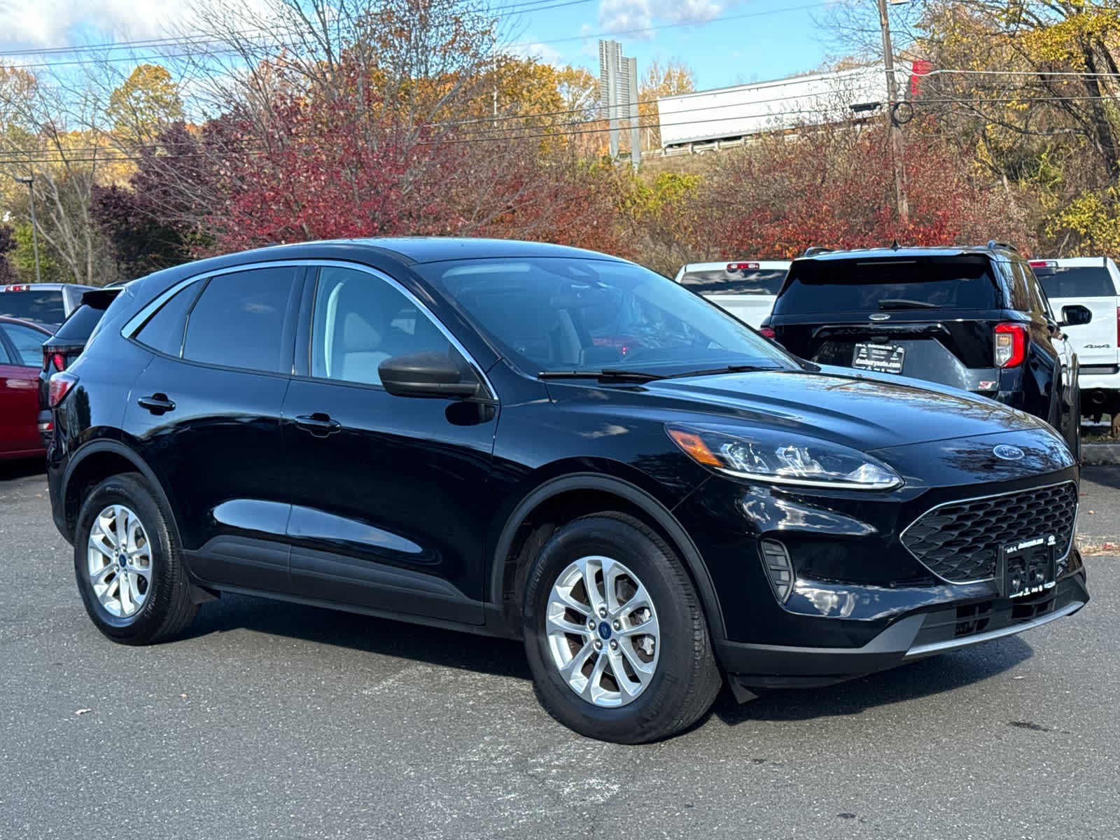2022 Ford Escape SE's photo