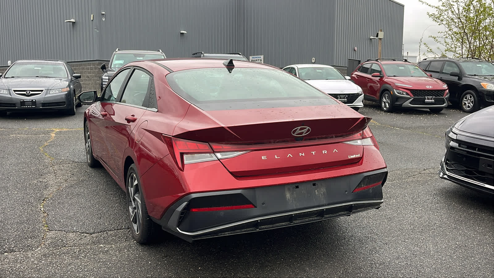 2024 Hyundai Elantra Limited - Photo 6
