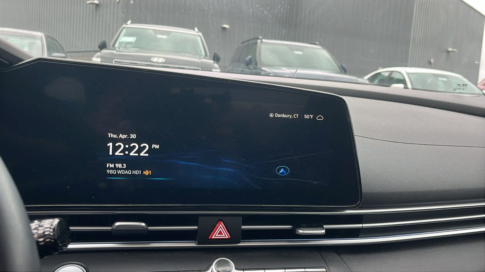 2024 Hyundai Elantra Limited - Photo 15