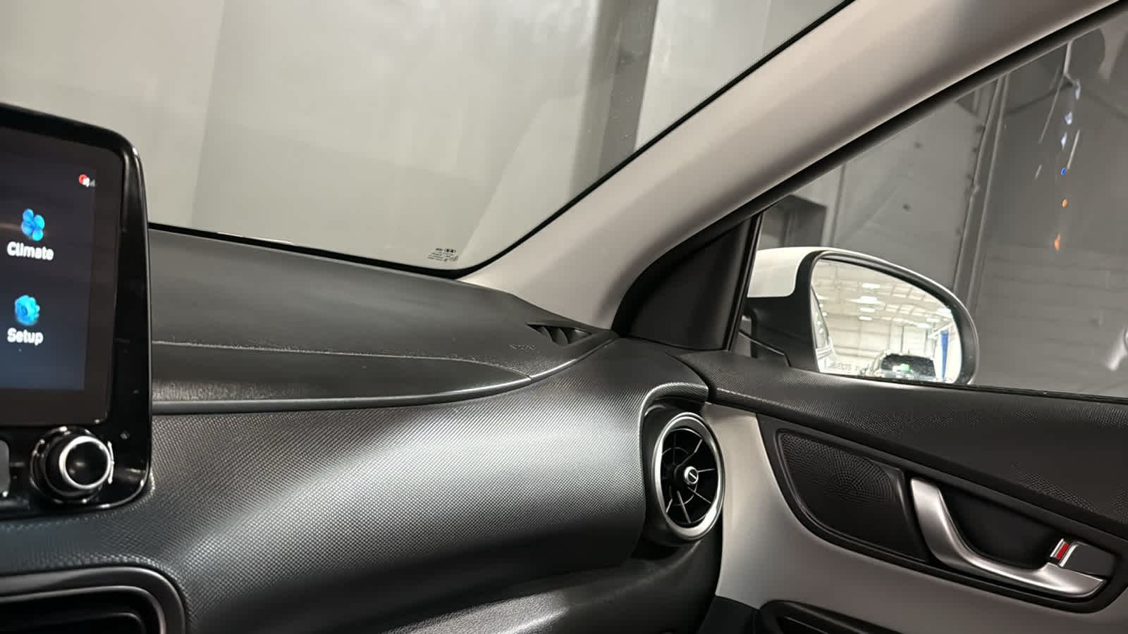 2023 Hyundai Kona SEL - Photo 18