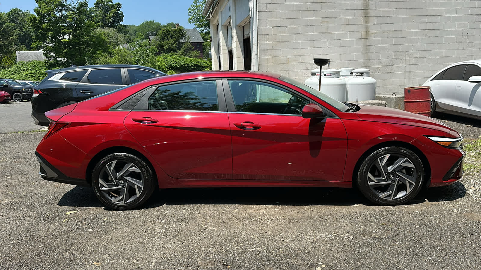 Certified 2025 Hyundai Elantra SEL with VIN KMHLS4DG9SU909187 for sale in Danbury, CT