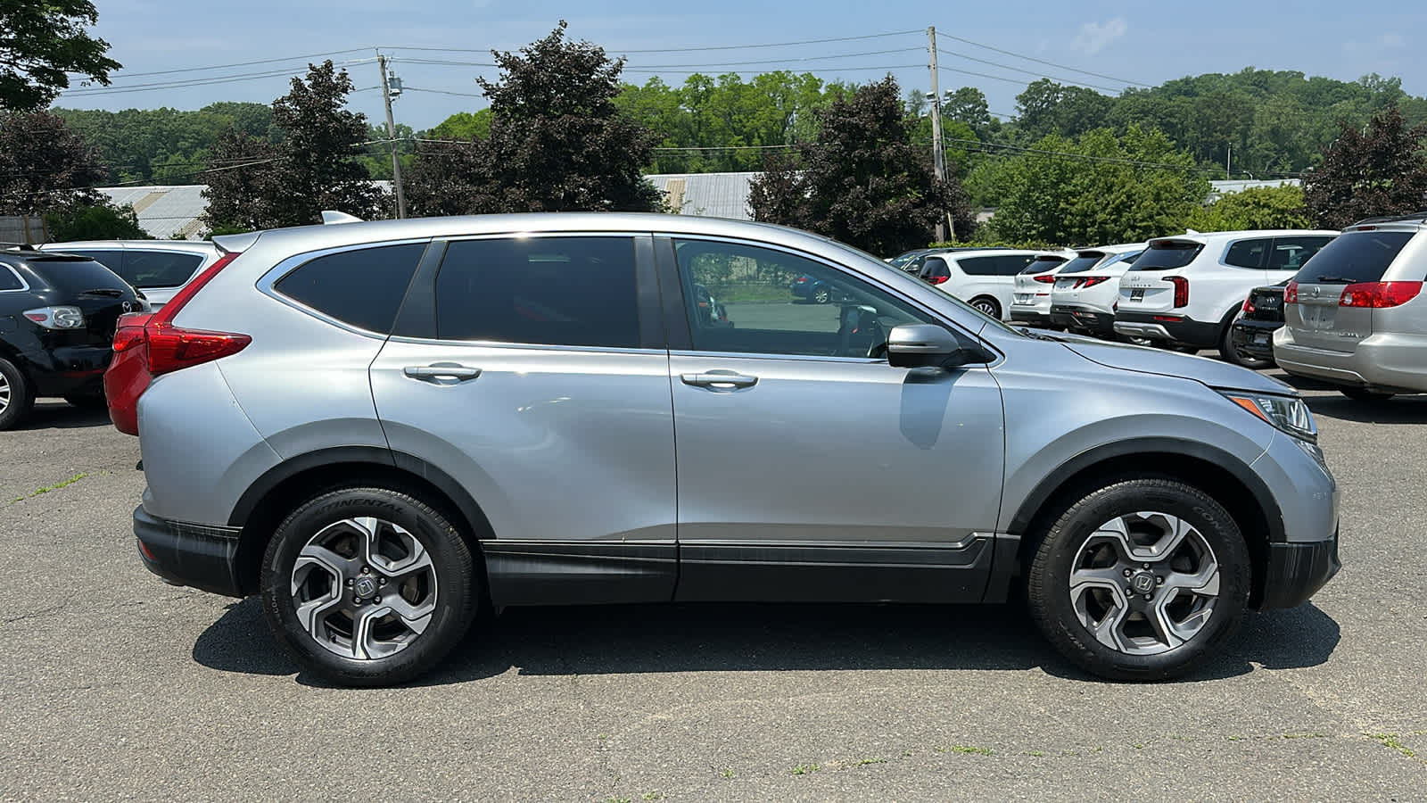 Used 2018 Honda CR-V EX with VIN 7FARW2H50JE036182 for sale in Danbury, CT