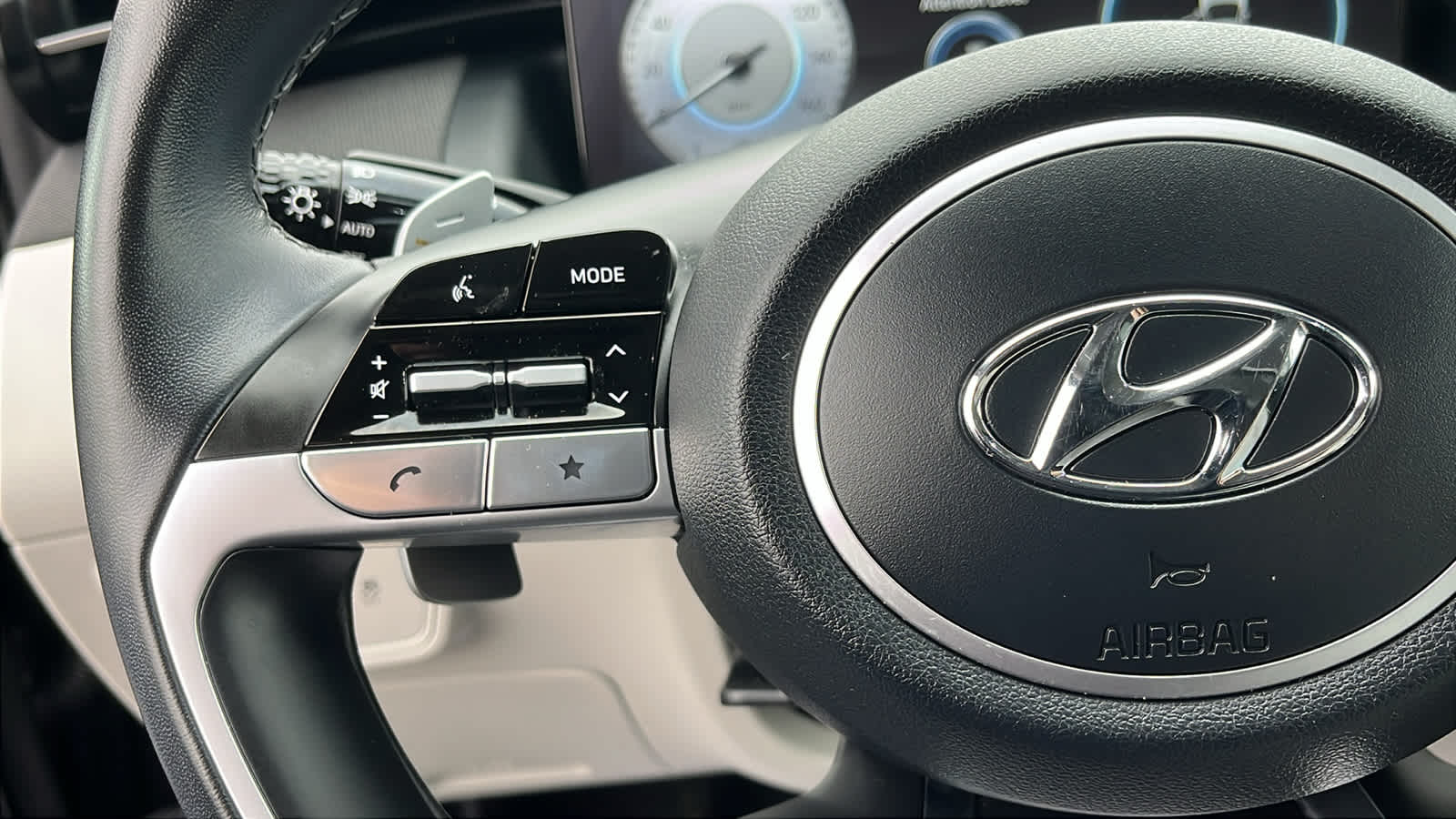 2023 Hyundai Tucson Limited - Photo 12