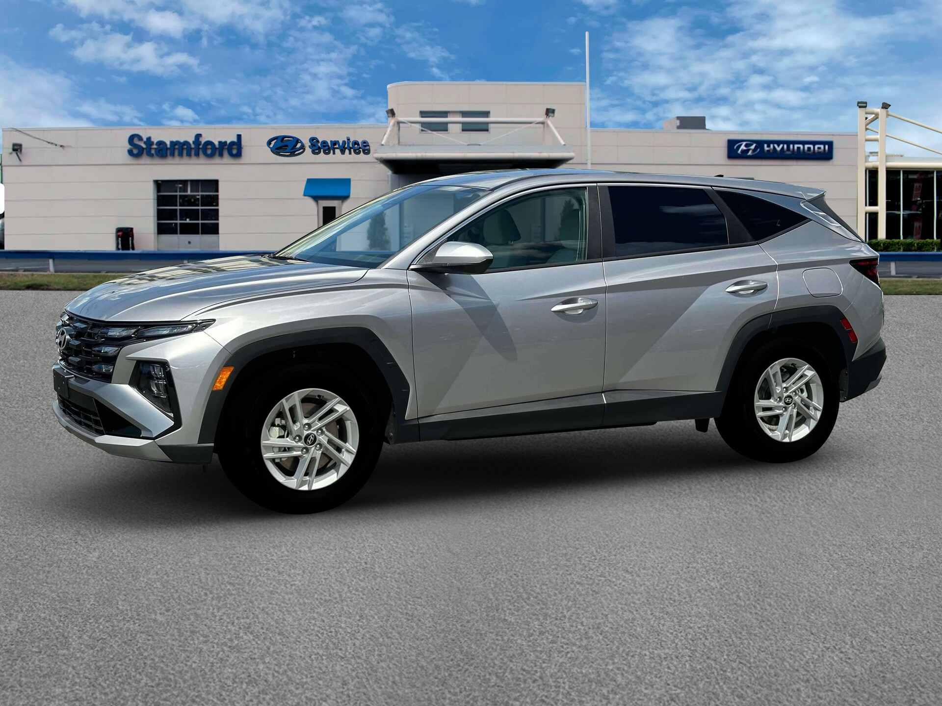 2025 Hyundai Tucson SE photo 2