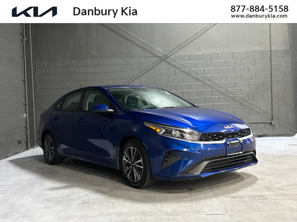 Used 2023 Kia Forte LXS IVT