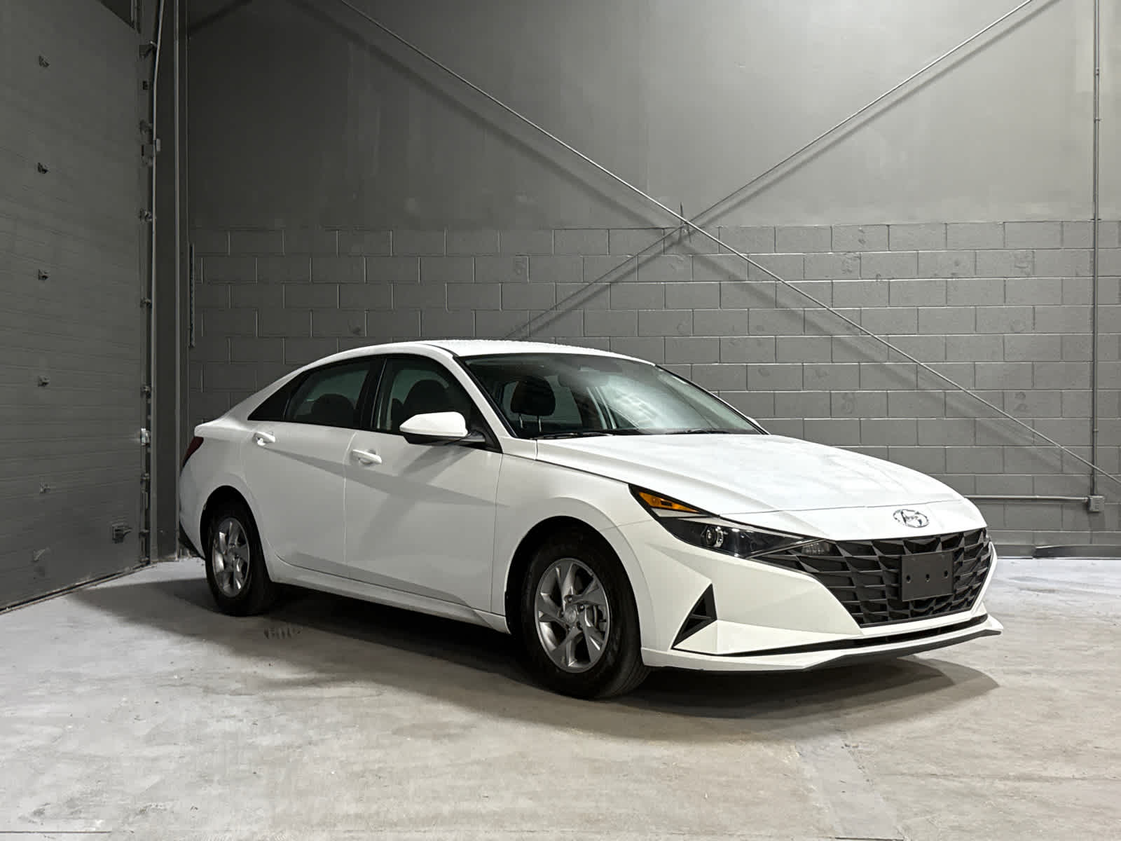 2022 Hyundai Elantra SE IVT
