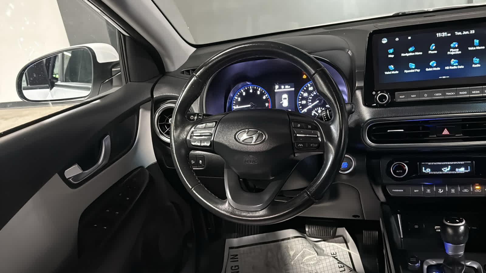 2023 Hyundai Kona SEL - Photo 21