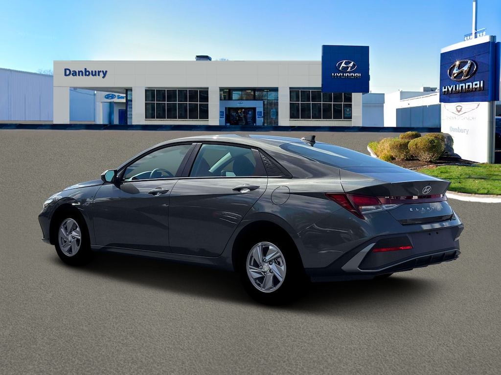 New 2026 Hyundai Elantra SE IVT