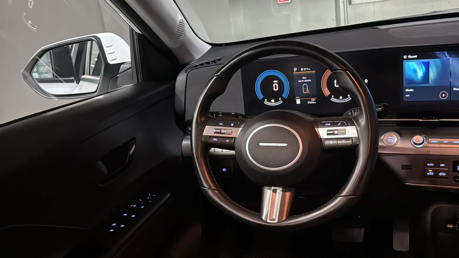 2024 Hyundai Kona SEL - Photo 22