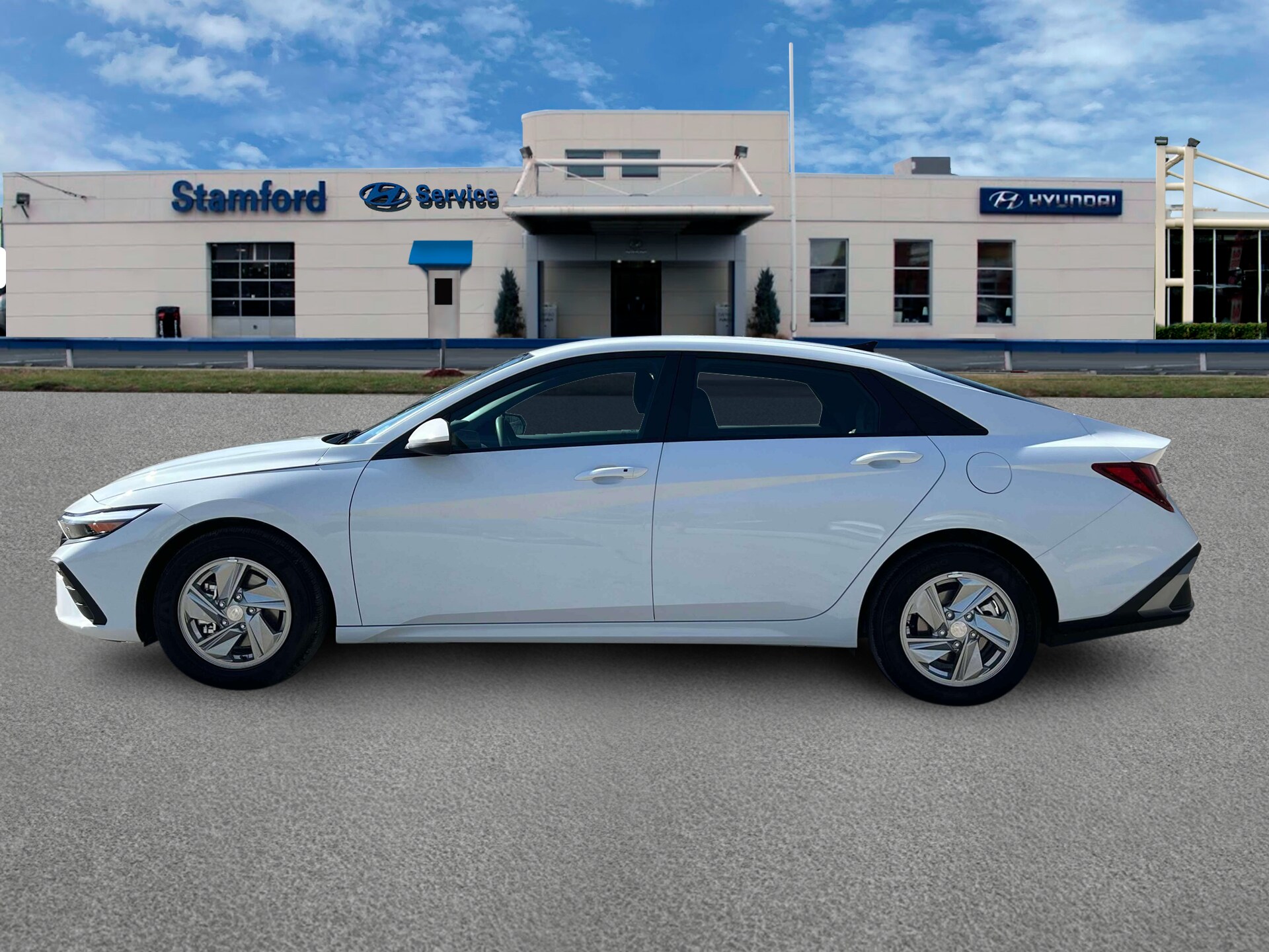 2025 Hyundai Elantra SE photo 3