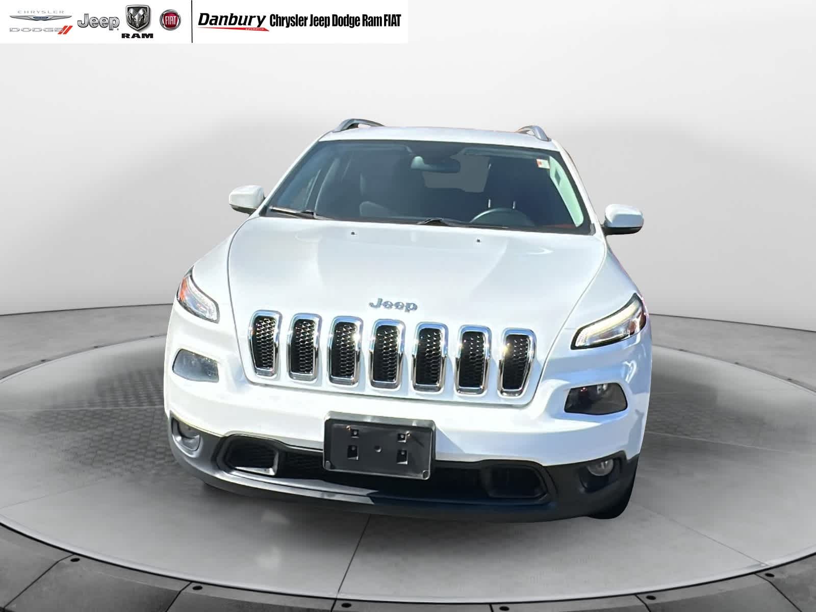 Used 2016 Jeep Cherokee Latitude with VIN 1C4PJMCB6GW187655 for sale in Danbury, CT