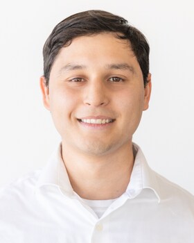 Staff member Jerry Velasquez from ID_569b7e