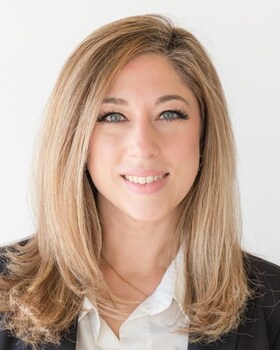Staff member Sara D-K from ID_608a037c5c5b