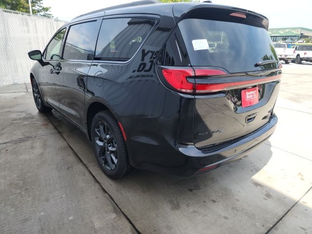2026 Chrysler Pacifica Limited - Photo 29