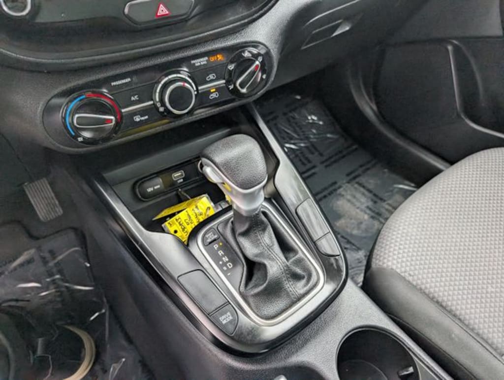 Certified 2023 Kia Soul LX Hatchback