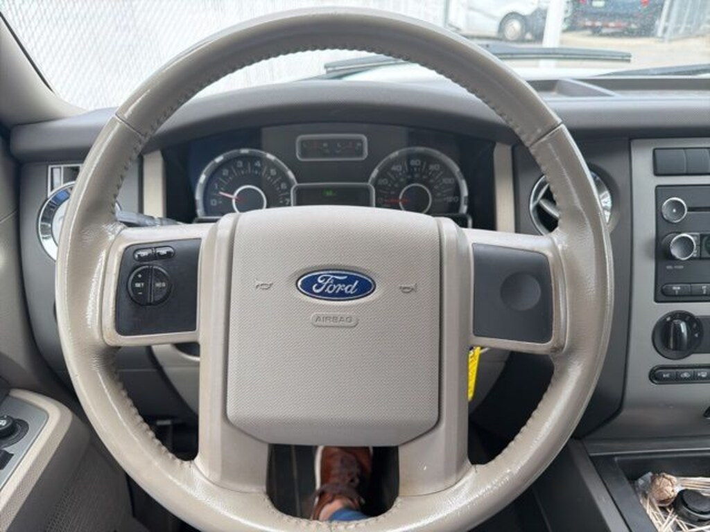 Used 2009 Ford Expedition XLT SUV