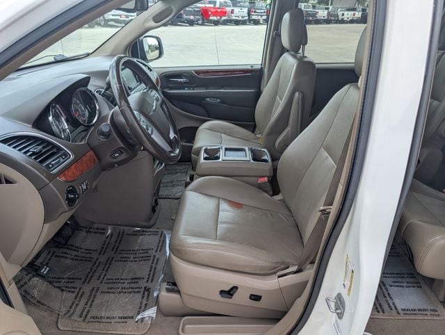 Used 2012 Chrysler Town & Country Touring with VIN 2C4RC1BG8CR192051 for sale in Waterloo, IA