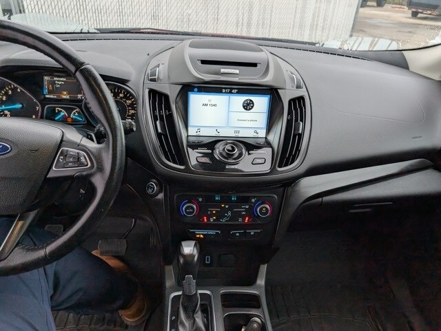 2017 Ford Escape Titanium photo 4