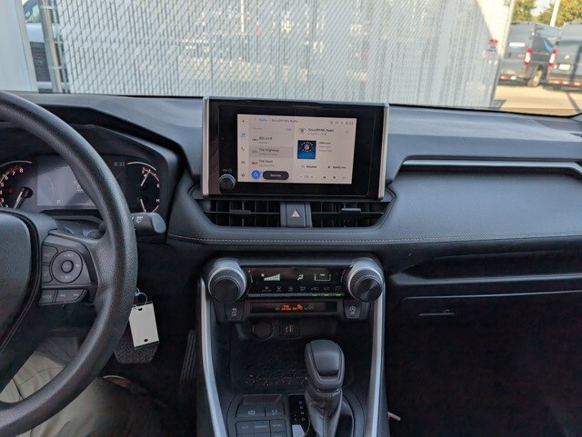 2024 Toyota RAV4 LE photo 3