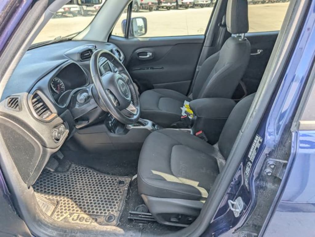 Used 2016 Jeep Renegade Latitude SUV