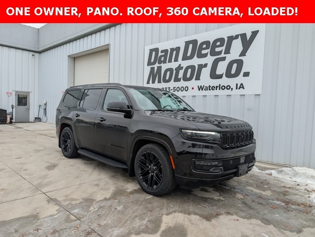 2023 Jeep Wagoneer Series II's photo