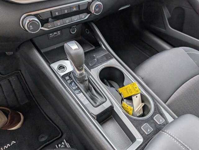 2024 Nissan Altima 2.5 SV photo 4