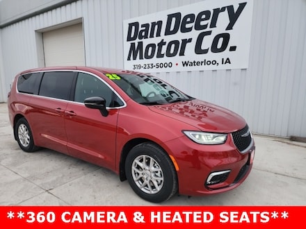 2025 Chrysler Pacifica Select Passenger Van