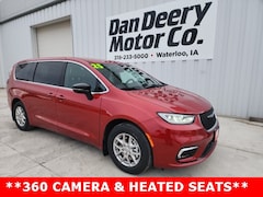 2025 Chrysler Pacifica Select Passenger Van