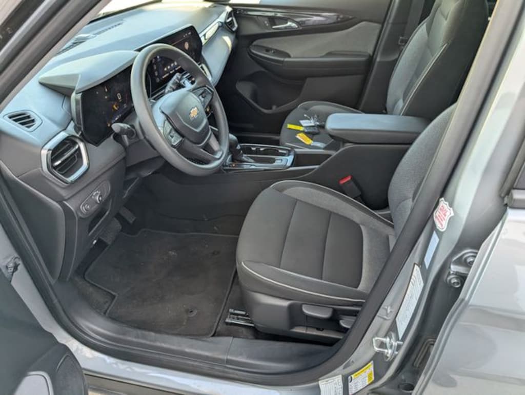 Used 2025 Chevrolet Trailblazer LT SUV