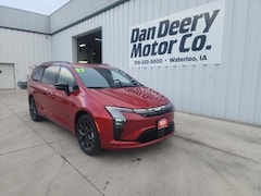 2027 Chrysler Pacifica Select Passenger Van