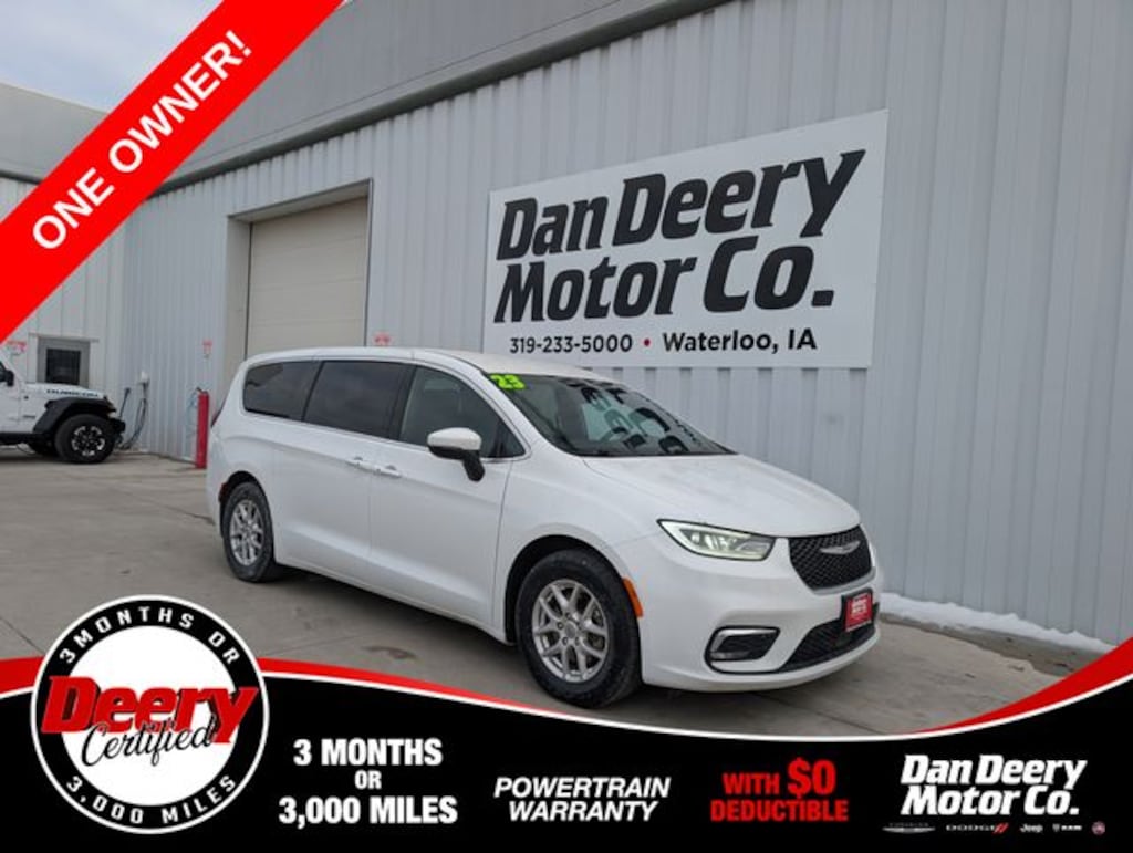 Used 2023 Chrysler Pacifica Touring Minivan/Van