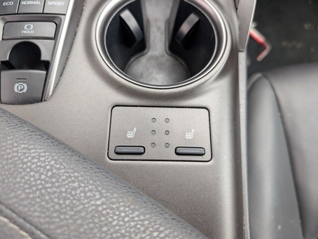 2023 Toyota Camry XSE photo 4