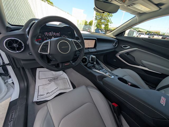 2023 Chevrolet Camaro 6