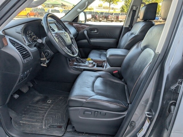 2018 Nissan Armada Platinum photo 2