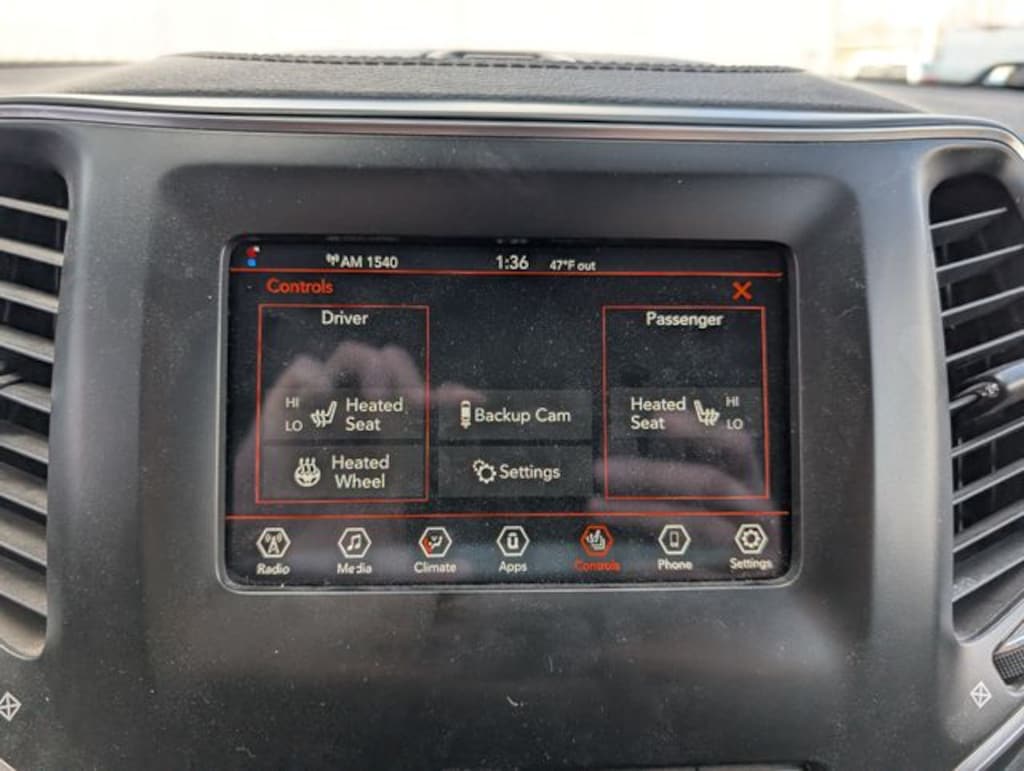 Used 2021 Jeep Cherokee Latitude Plus SUV